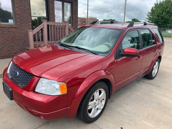 2007 Ford Freestyle - cars & trucks - by dealer - vehicle automotive... for sale in Lincoln, NE