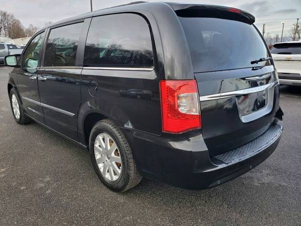 2012 Chrysler Town & Country - Honorable Dealership 3 Locations 100+... for sale in Lyons, NY – photo 6