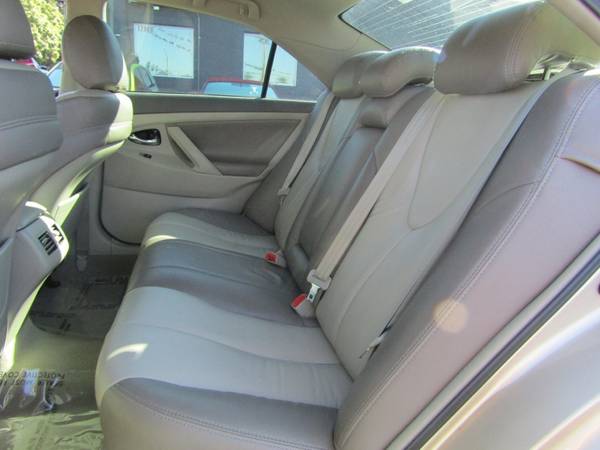 2011 Toyota Camry Hybrid 4dr Sdn BEST COLOR 126K MUST SEE ! for sale in Milwaukie, OR – photo 13