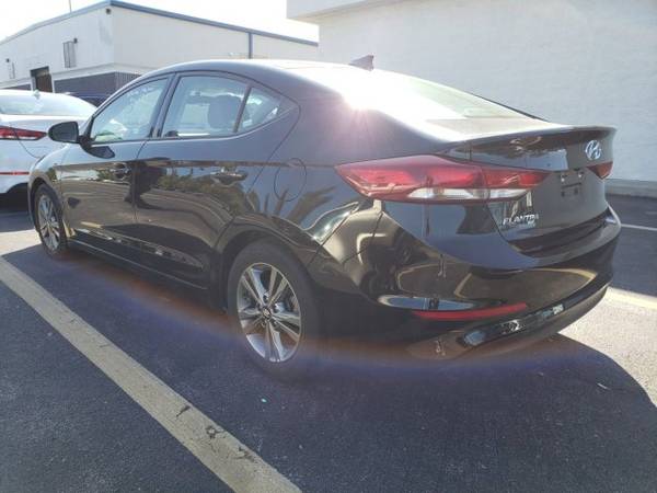 2018 Hyundai Elantra SEL sedan Phantom Black - Bad Credit OK! for sale in Columbus, OH – photo 3