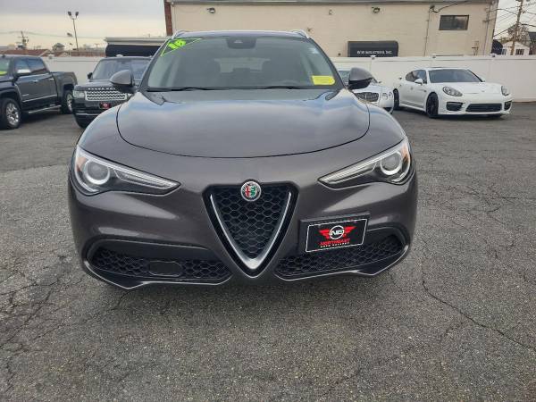 2018 Alfa Romeo Stelvio Base AWD 4dr Crossover - SUPER CLEAN! WELL for sale in Wakefield, MA – photo 3