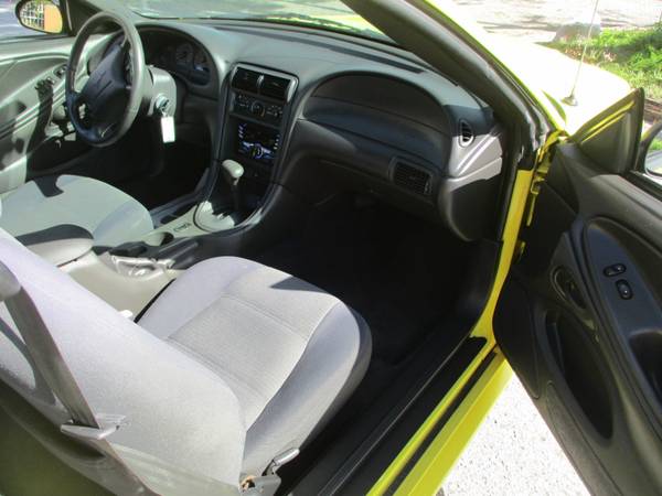 2003 Ford Mustang Deluxe, Auto, AC, 76,000 Miles, Clean Carfax, Clean for sale in tarpon springs, FL – photo 8