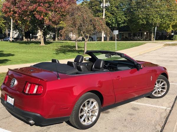 2011 Mustang Convertible - New price for sale in Arlington Heights, IL – photo 2