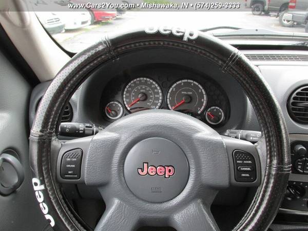 2005 JEEP LIBERTY RENEGADE 4x4 *JUST SERVICED* compass patriot for sale in Mishawaka, IN – photo 19