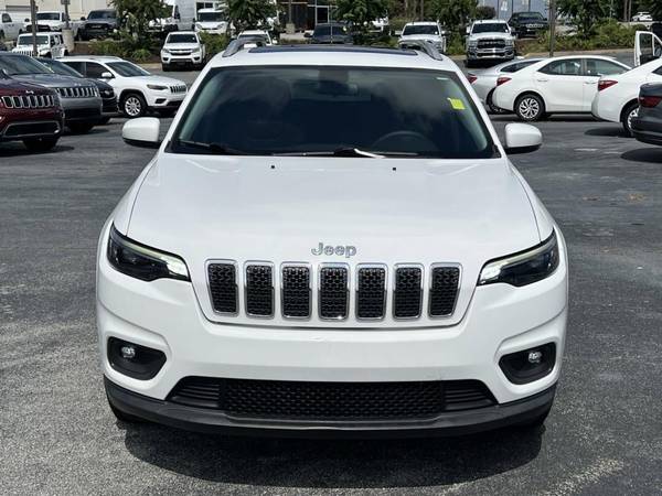 2019 Jeep Cherokee Latitude Plus - - by dealer for sale in Union City , GA – photo 3