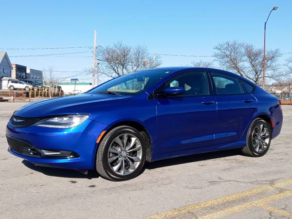 2015 Chrysler 200 S AWD - - by dealer - vehicle for sale in Rochester , NY – photo 3