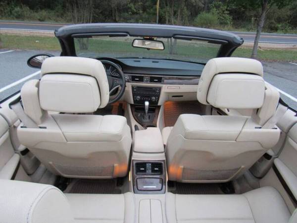 2009 BMW CONVERTIBLE 107k MILES NEW TIRES ALWAYS A SOUTHERN 3 SERIES for sale in Matthews, SC – photo 8