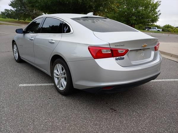 2016 CHEVROLET MALIBU ONLY 22,300 MILES! 37 MPG! ONE OWNER! LIKE NEW! for sale in Norman, TX – photo 4