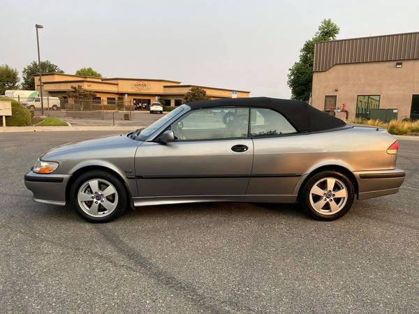 **CLEAN TITLE***CONVERTIB 2002 Saab 93 LE** - cars & trucks - by... for sale in Riverbank, CA – photo 2