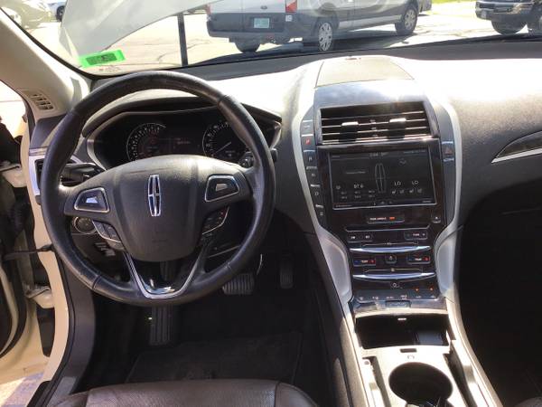 2014 Lincoln MKZ AWD - - by dealer - vehicle for sale in Manchester, NH – photo 21