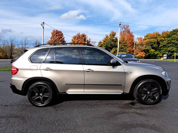 2009 BMW X5 XDRIVE30i AWD 4DR SUV - - by dealer for sale in Spencerport, NY – photo 6