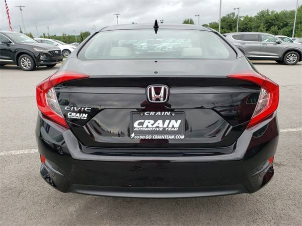 2018 Honda Civic EX sedan Crystal Black Pearl for sale in Fayetteville, AR – photo 8