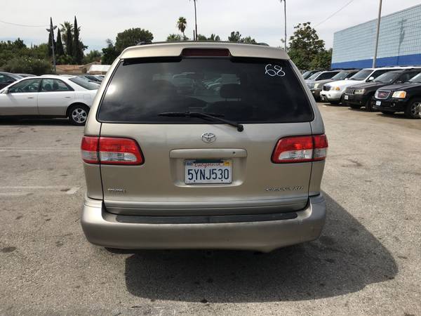 2001 Toyota Sienna XLE. PAYMENTS AS LOW AS $199/MONTH for sale in Van Nuys, CA – photo 4