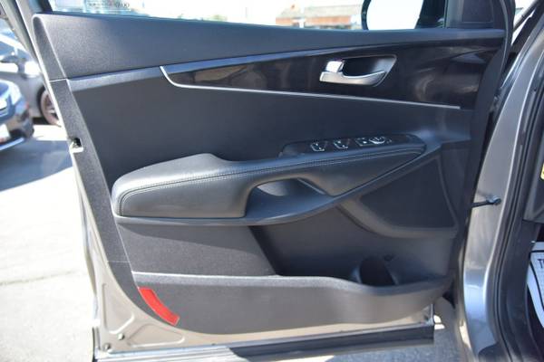 2017 Kia Sorento 2.4L LX for sale in Fresno, CA – photo 12