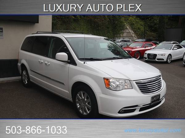 2014 Chrysler Town & Country Touring Van for sale in Portland, OR – photo 6