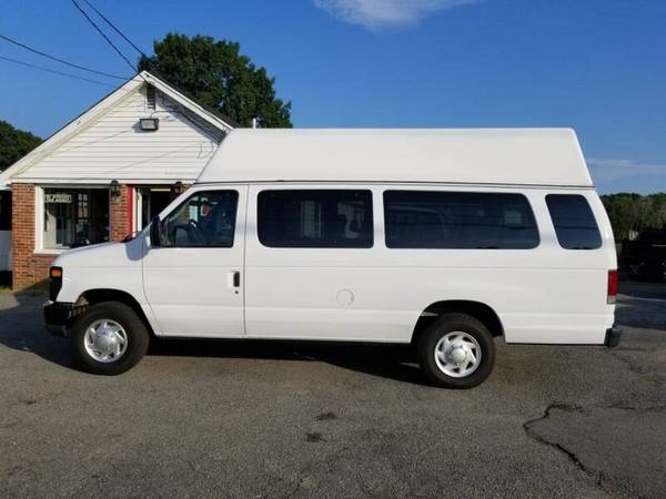 2010 FORD E-250 E SERIES 11 PASSENGER 3DR EXTENDED HIGHTOP VAN. 1 OWNE for sale in Newburyport, MA – photo 6