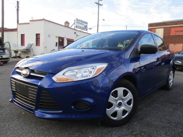 2012 Ford Focus S Sedan **Hot Deal/Clean title & Drives Great** for sale in Roanoke, VA