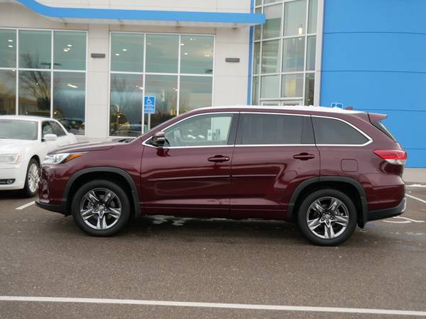 2019 Toyota Highlander Limited - - by dealer - vehicle for sale in VADNAIS HEIGHTS, MN – photo 9