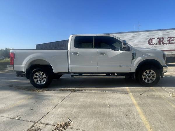 2019 Ford F250 Super Duty - - by dealer - vehicle for sale in Lincoln, NE – photo 2