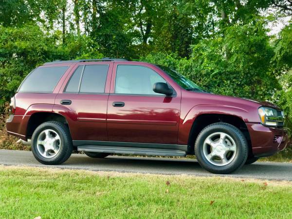 2007 Chevrolet Trailblazer LS for sale in Mount Airy, NC – photo 2