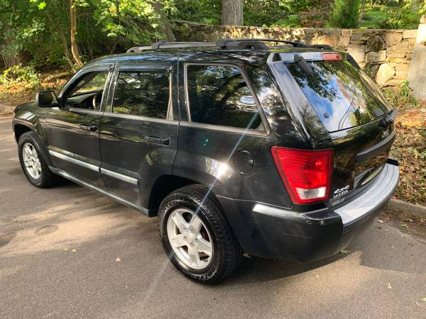 2007 Jeep Grand Cherokee 4x4, Fully Loaded, Runs 100% and Negotiable for sale in Bridgeport, CT – photo 2