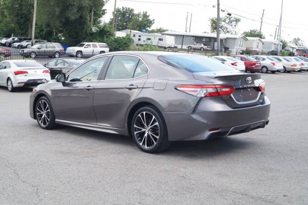 2018 *Toyota* *Camry* *2018 TOYOTA CAMRY SE 1-OWNER OFF - cars &... for sale in Nashville, TN – photo 6