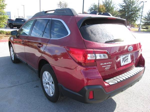 2019 Subaru Outback 2.5i suv Crimson Red Pearl for sale in Fayetteville, AR – photo 4