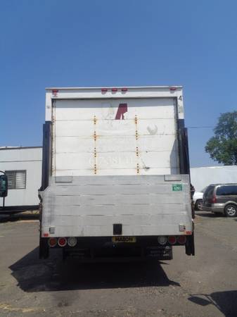 2016 Isuzu Nqr Box Truck Side Door for sale in Boston, MA – photo 4