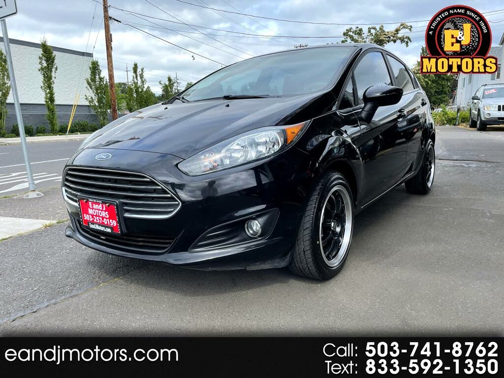 2019 Ford Fiesta SE Hatchback FWD for sale in Portland, OR