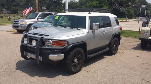 2008 Toyota FJ Cruiser - - by dealer - vehicle for sale in Smithville, MO – photo 2