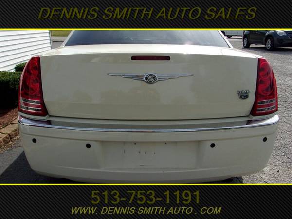 2009 CHRYSLER 300C, HEMI, LEATHER, LOADED, RUNS AND DRIVES GREAT for sale in AMELIA, OH – photo 10