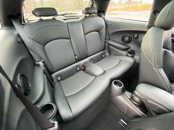 2016 MINI Cooper S 6-speed manual, keyless, nav, panoroof, we... for sale in Middleton, MA – photo 20