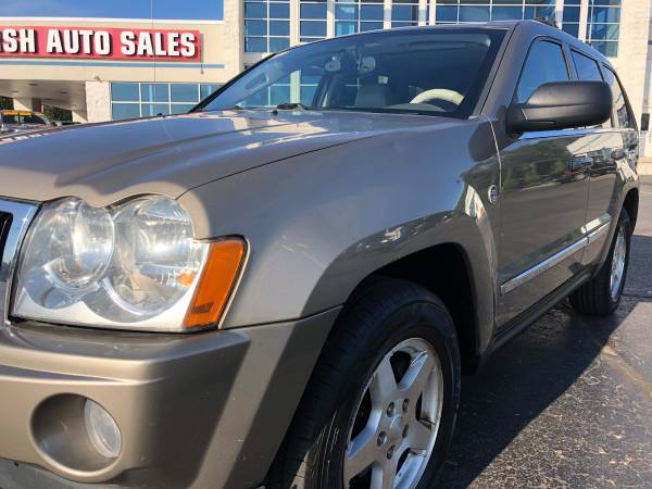 Loaded! 2005 Jeep Grand Cherokee Limited! 4x4! Nice SUV! for sale in Ortonville, MI – photo 9