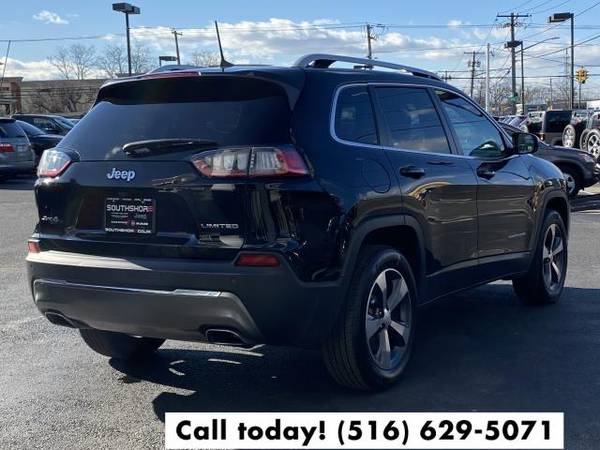 2019 Jeep Cherokee Limited SUV - - by dealer - vehicle for sale in Inwood, NY – photo 11