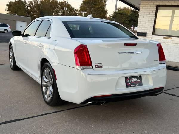 2019 Chrysler 300 Touring AWD! Low Miles 43k! - - by for sale in Bellevue, NE – photo 5