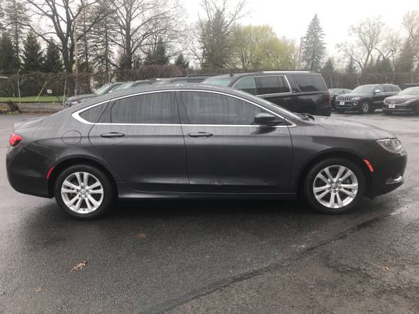 2016 Chrysler 200 Limited for sale in Rome, NY – photo 9