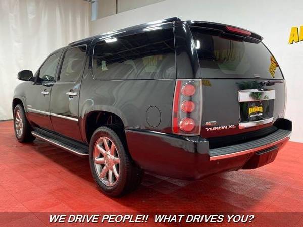 2011 GMC Yukon XL Denali AWD Denali XL 4dr SUV We Can Get You for sale in TEMPLE HILLS, MD – photo 8