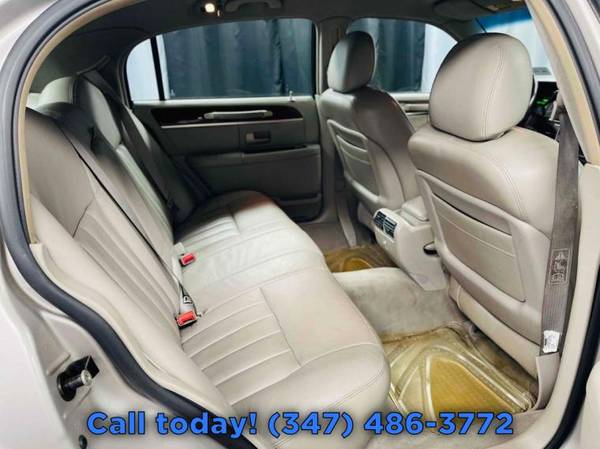 2003 Lincoln Town Car Executive Sedan - - by dealer for sale in Elmont, NY – photo 18