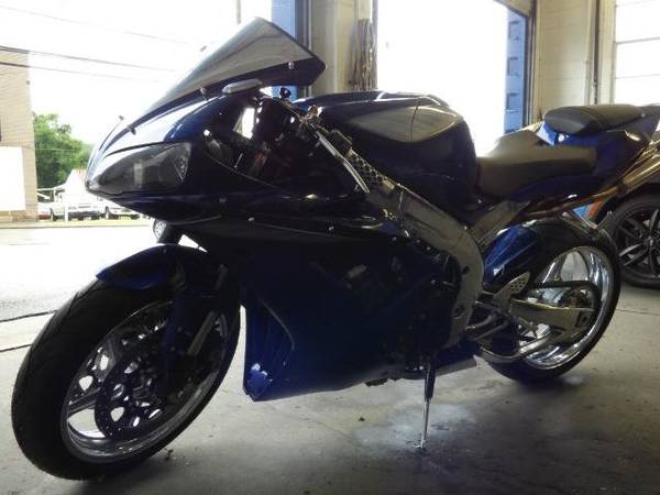 2005 *Yamaha* *YZFR1* *R1* Blue for sale in Uniontown, PA – photo 2