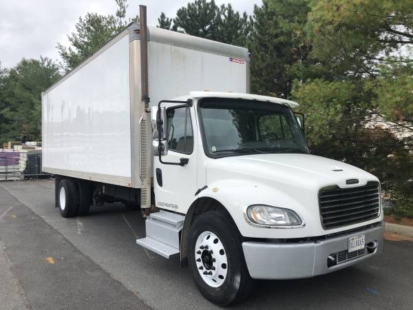 2013 FREIGHTLINER M2 106 BOX TRUCK - cars & trucks - by owner -... for sale in Sterling, District Of Columbia