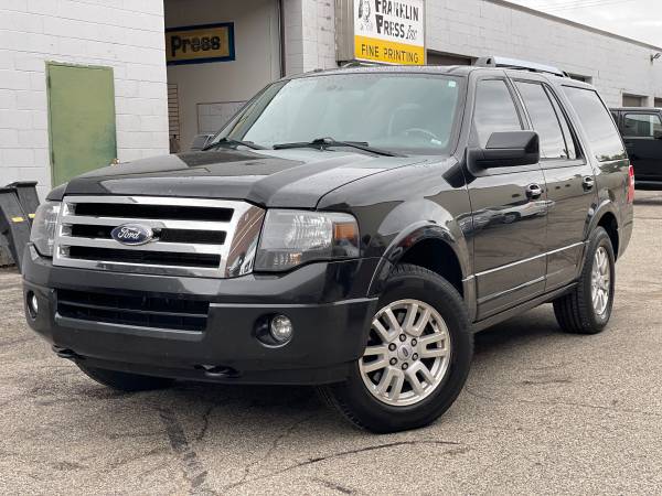 2014 Ford Expedition Limited Clean, LOADED, 4x4, 8 Passenger for sale in Wyoming , MI