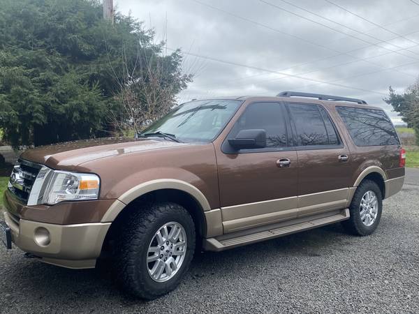 2011 Ford Expedition EL 4x4 XLT 4dr Automatic Third Row Seat - cars for sale in Brownsville, OR