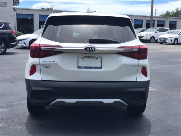 2021 Kia Seltos LX - - by dealer - vehicle automotive for sale in Cocoa, FL – photo 24