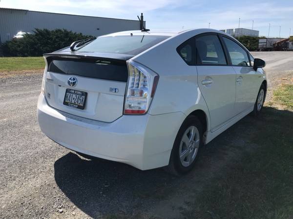 2011 Toyota Prius Prius III for sale in Shippensburg, PA – photo 6