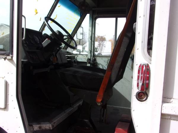 Freightliner Utilimaster MT45 - - by dealer - vehicle for sale in Derry, NH – photo 9