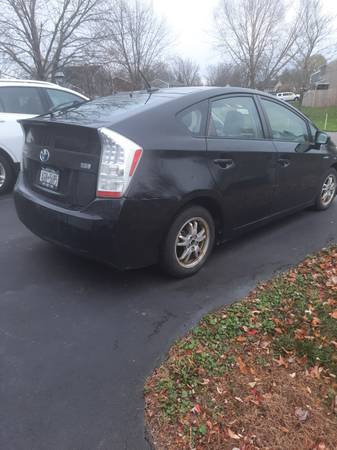 Toyota Prius well maintained original owner - cars & trucks - by... for sale in Liverpool, NY – photo 2