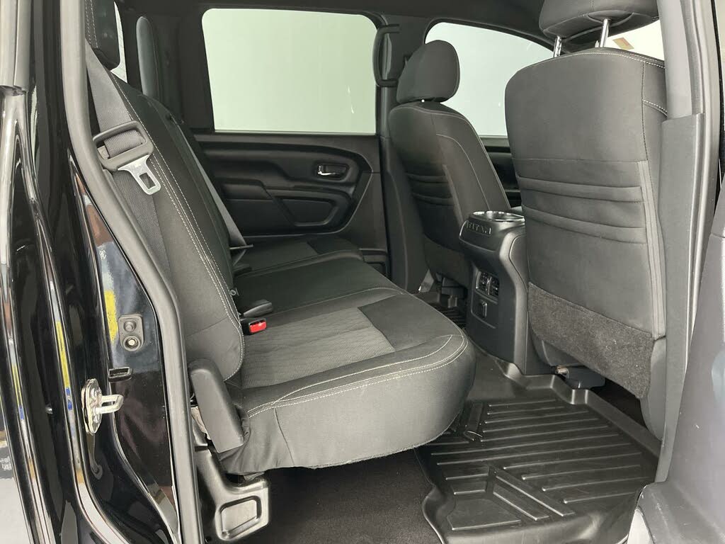 2018 Nissan Titan SV Crew Cab 4WD for sale in Summerville , SC – photo 13