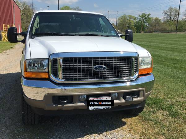 2001 Ford Excursion 7 3L diesel 4WD for sale in Cape Girardeau, MO – photo 2