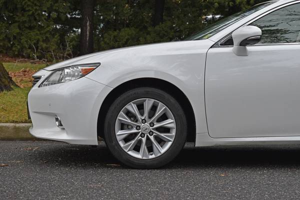 2014 Lexus ES 300h - - by dealer - vehicle automotive for sale in Great Neck, NY – photo 9