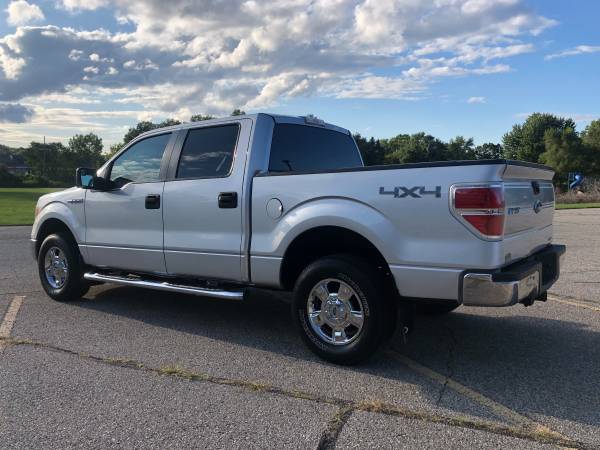 Sharp! 2011 Ford F-150 XLT! 4x4! Supercrew! No Accidents! for sale in Ortonville, MI – photo 3